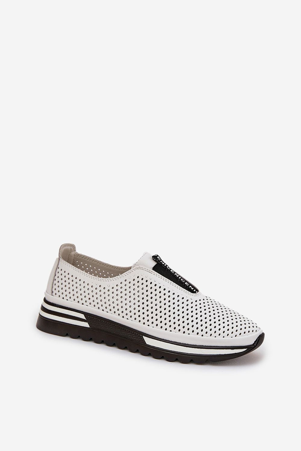 Low Shoes model 208791 Step in style