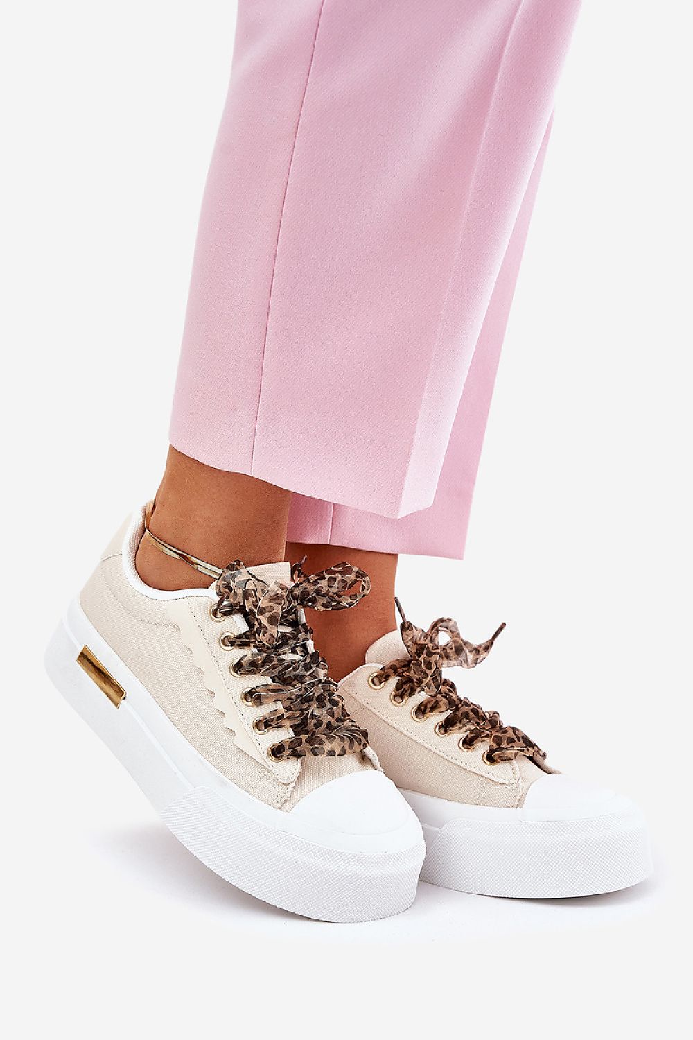 Sneakers model 209818 Step in style