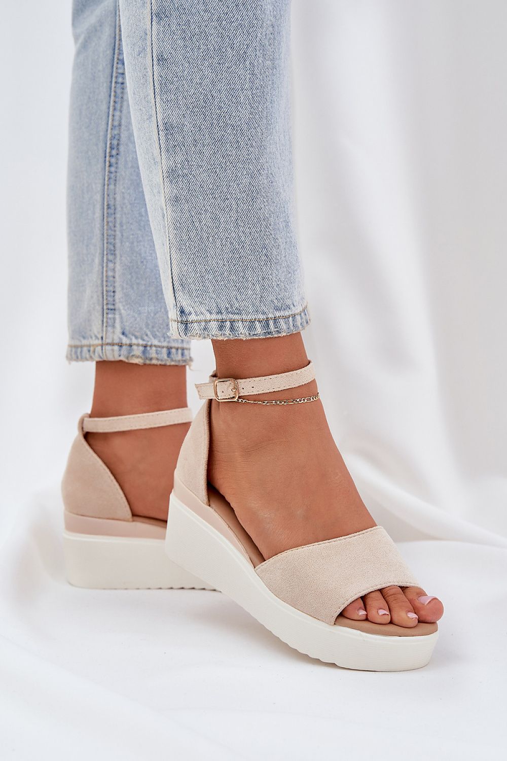 Buskin model 210147 Step in style