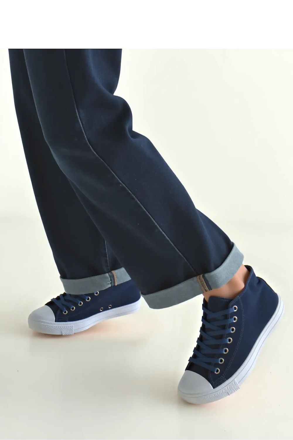 Sneakers model 210514 Inello