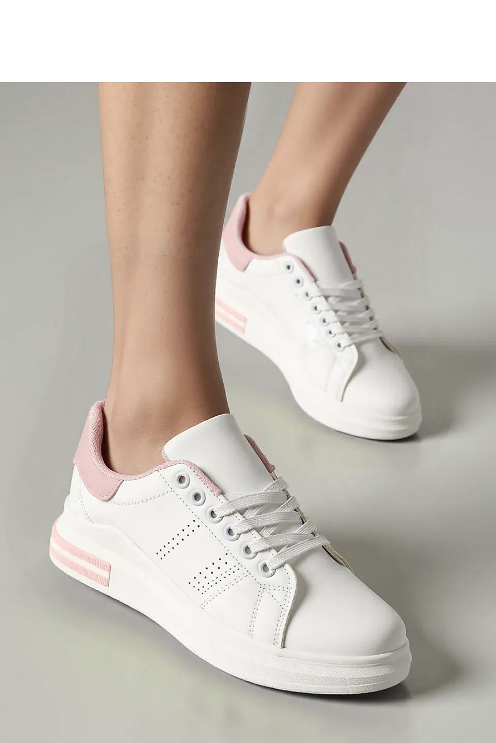 Sport Shoes model 210525 Inello