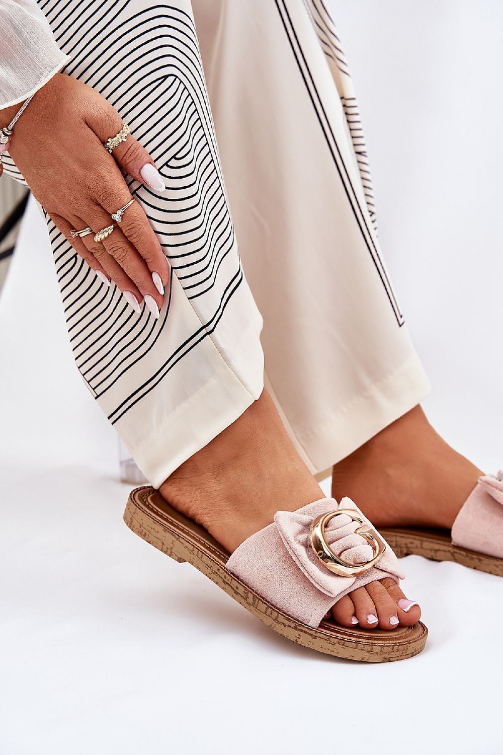 Flip-flops model 210746 Step in style