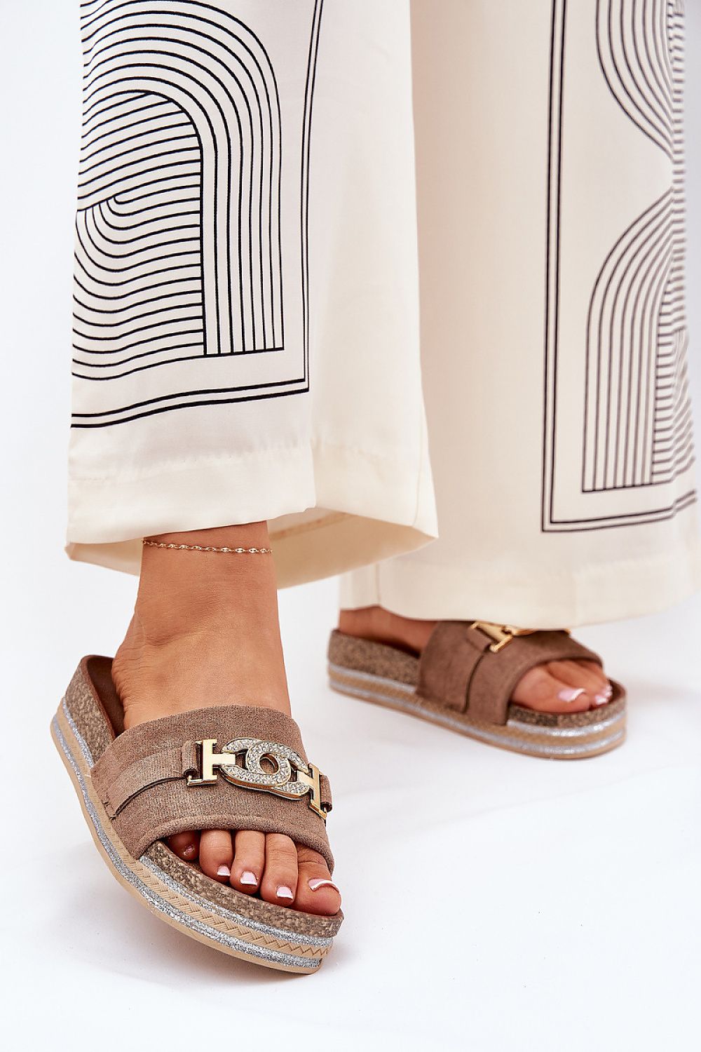 Flip-flops model 210767 Step in style