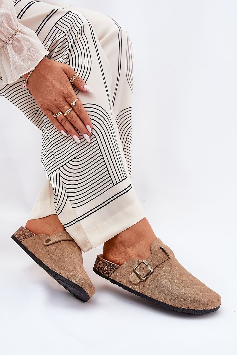 Flip-flops model 210770 Step in style